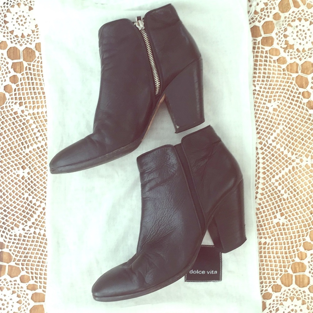 Dolce Vita Black Leather Ankle Booties